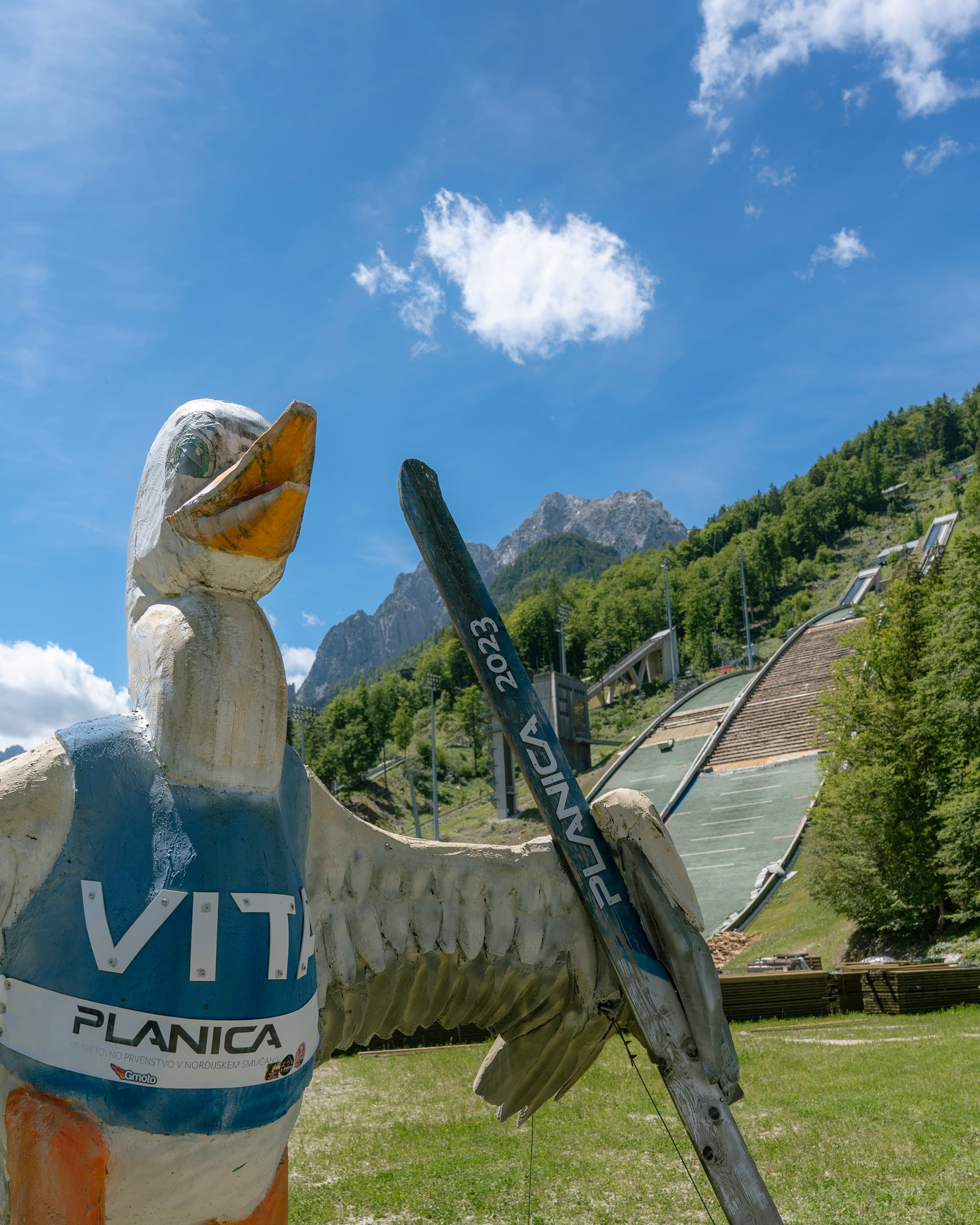 Kolesarska pot iz Kranjske Gore mimo Planice do Belopeških jezer